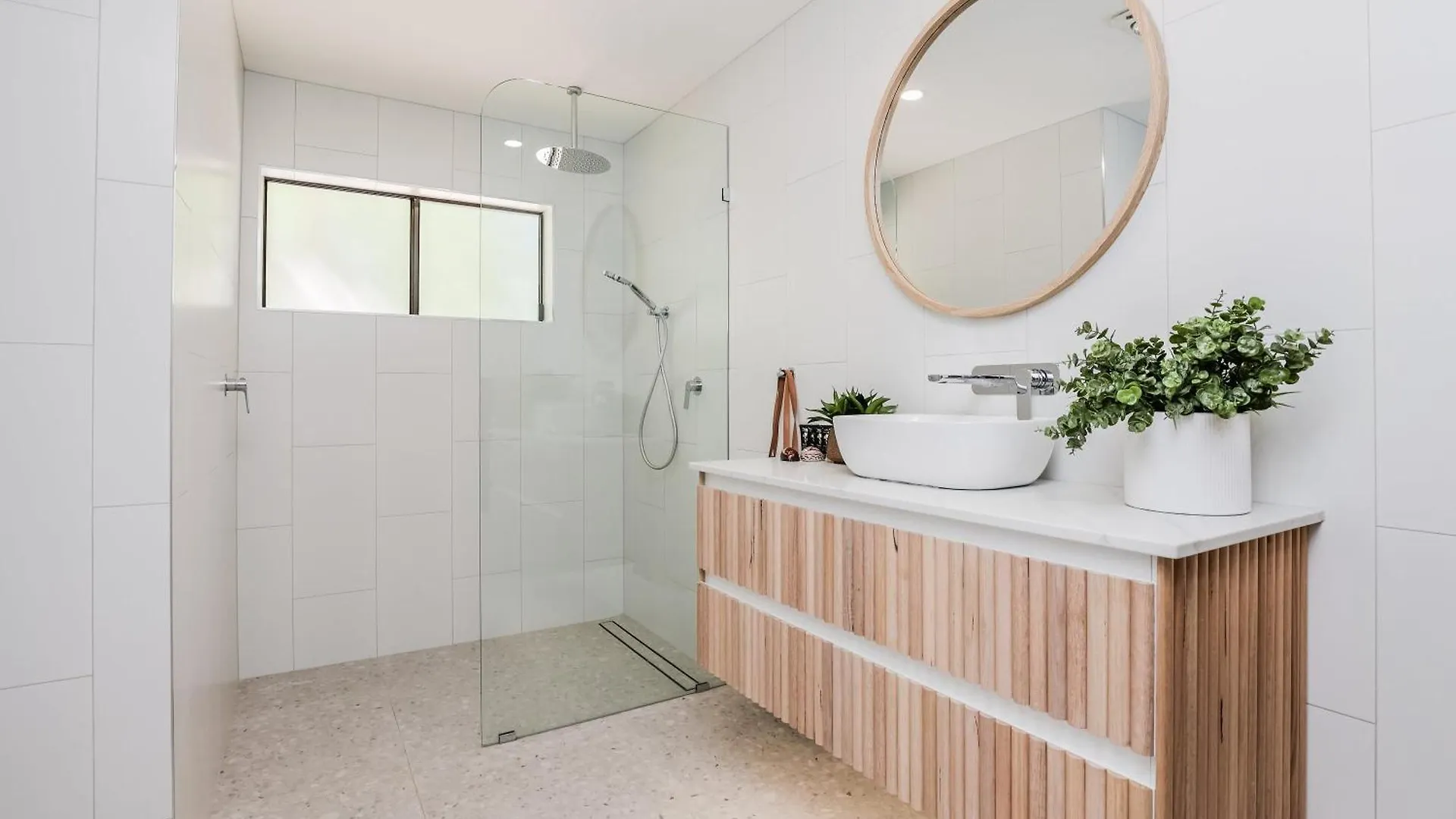 Holiday home Ocean Haze - Prime Beachfront Getaway Agnes Water Australia